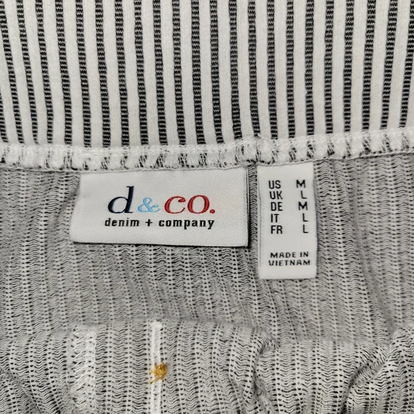 Denim&Co Blue and White Striped A-Line Skirt Size Medium - Picture 2 of 10